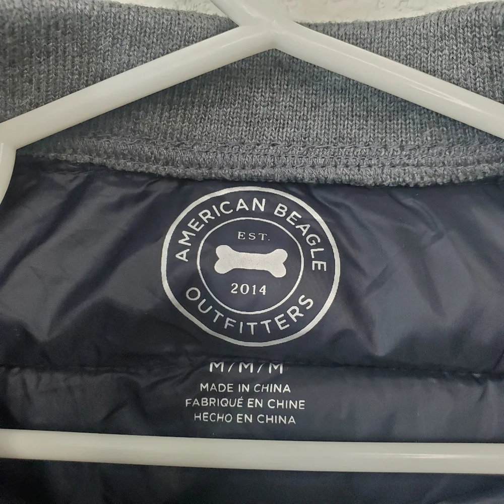 AE American Beagle Outfitters Navy Blue Varsity Style Pet Dog Puffy Jacket M